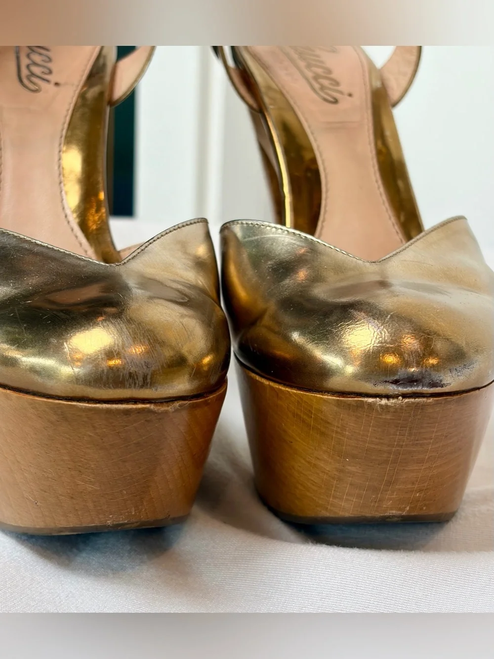 Gucci VTG Metallic Gold Platform Buckle Sandals, wooden heels, 6.5, some scuffs